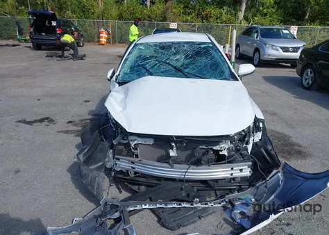 2021 Toyota Corolla Le из США, поврежденный, VIN 5YFEPMAEXMP150034